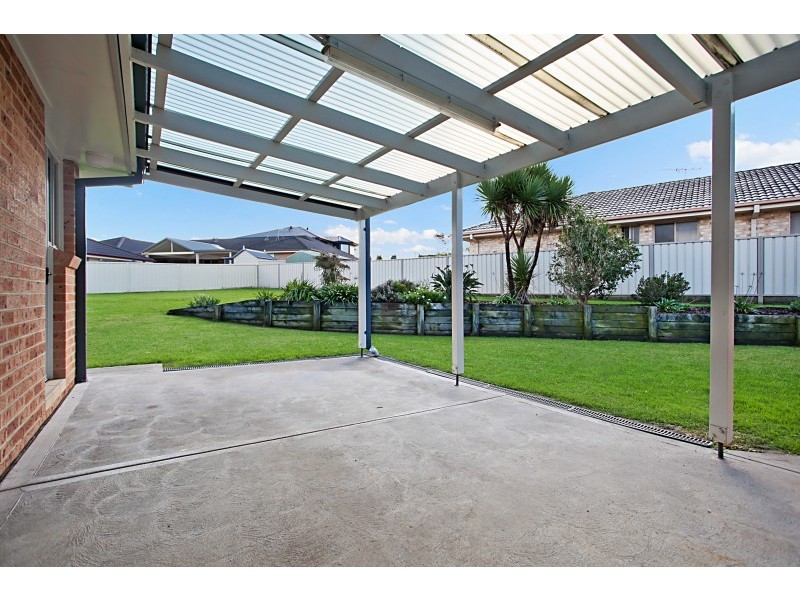 24 Lemonwood Circuit, Thornton NSW 2322