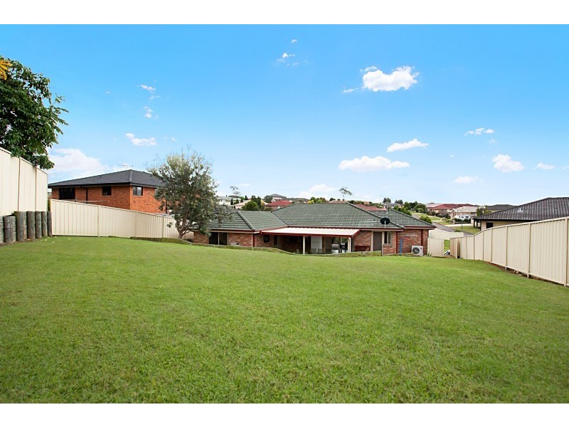 10 Cambewarra Avenue, Thornton NSW 2322