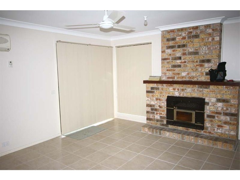 6 Barlow Close, Thornton NSW 2322