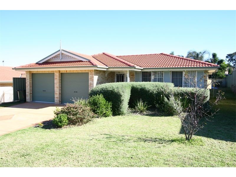 8  Maybush Avenue, Thornton NSW 2322