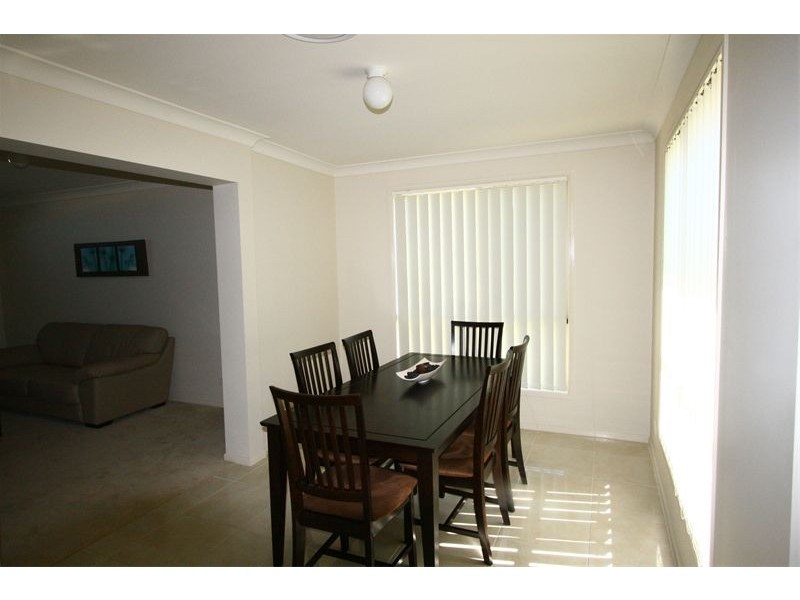 2  Sandalin Avenue, Thornton NSW 2322