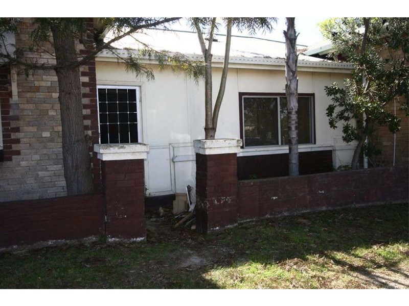2/7  Railway Avenue, Thornton NSW 2322