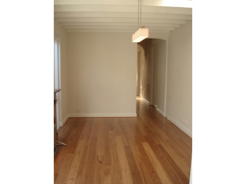 27 Ruthven Street, Bondi Junction NSW 2022