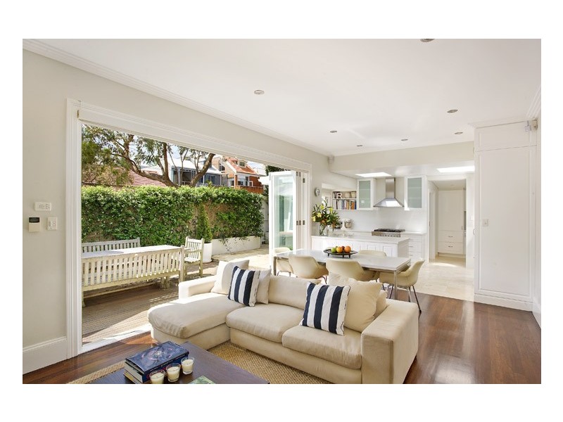 2 Henry Street, Queens Park NSW 2022