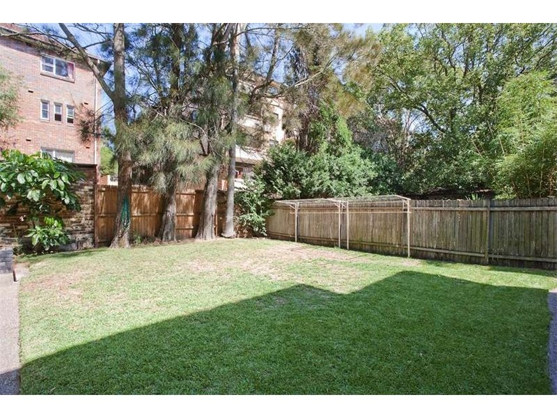 2/84 Beach Road, Bondi Beach NSW 2026