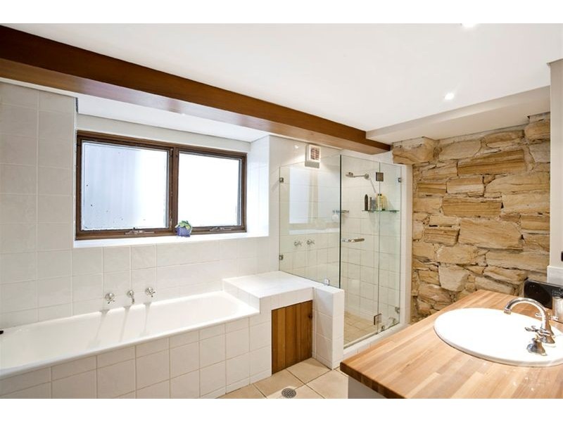 9 Dellview Street, Tamarama NSW 2026