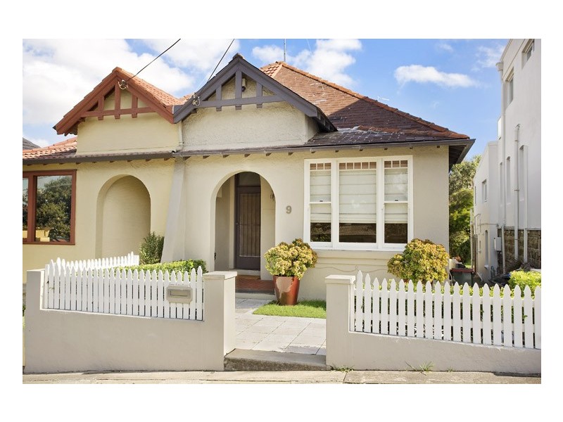 9 Dellview Street, Tamarama NSW 2026