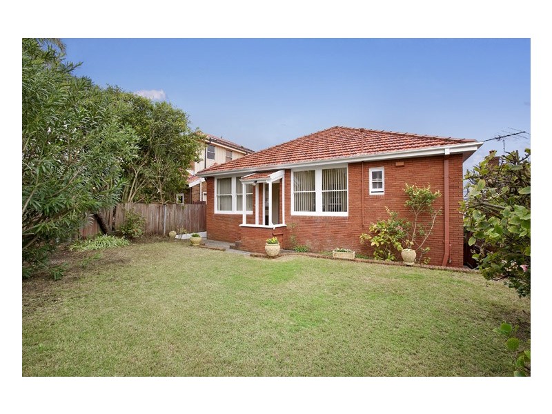 4 Thompson Street, Tamarama NSW 2026