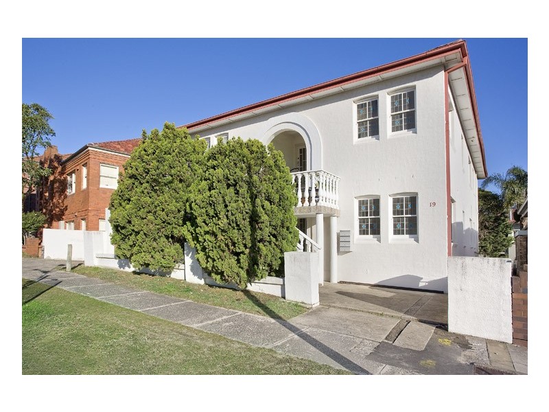 1/19 Hastings Parade, Bondi Beach NSW 2026