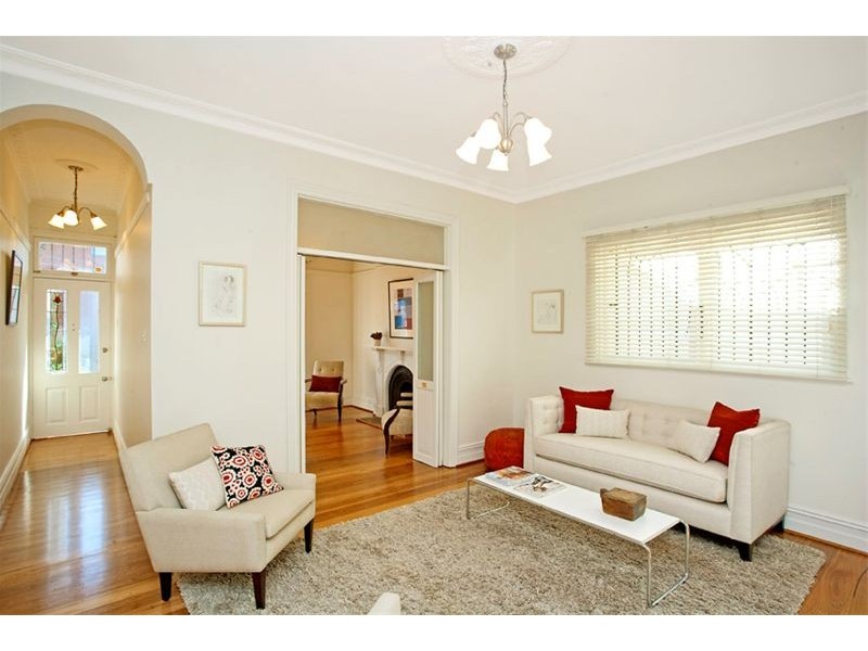 2 Hawken Street, Newtown NSW 2042