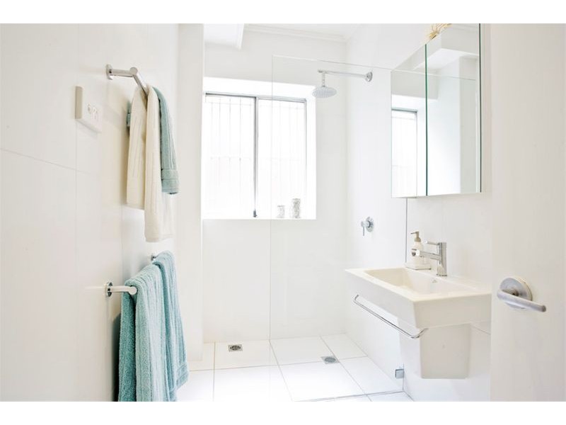 2/10a Allens Parade, Bondi Junction NSW 2022