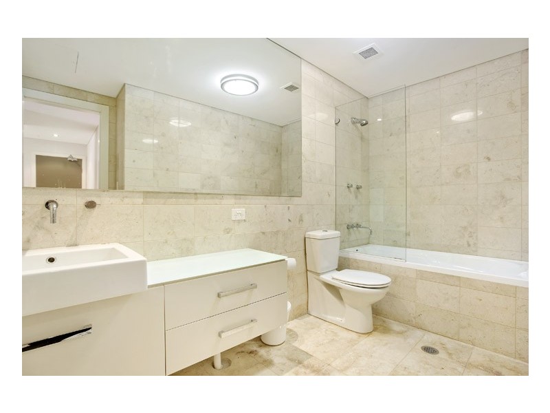 18/30 Fletcher Street, Tamarama NSW 2026