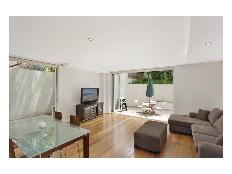 8/30 Fletcher Street, Tamarama NSW 2026