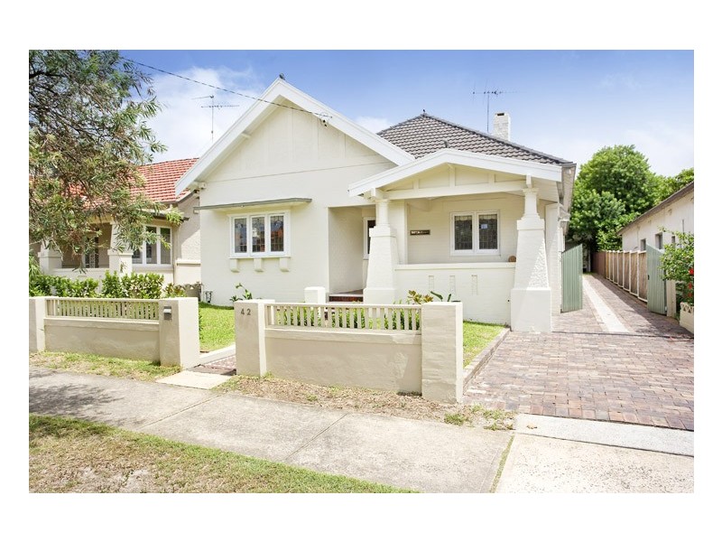 42 Mooramie Avenue, Kensington NSW 2033