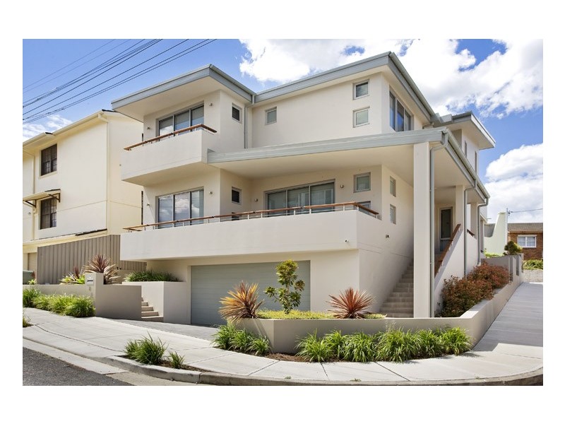 8 Andrew Street, Bronte NSW 2024