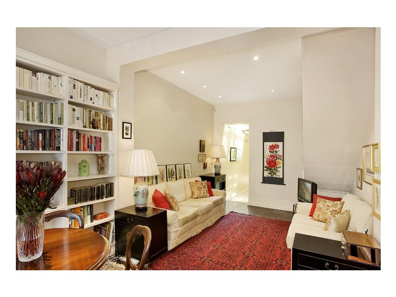 8 McGarvie Street, Paddington NSW 2021