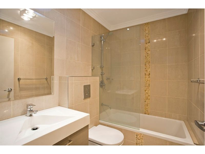 8/18 Simpson Street, Bondi NSW 2026