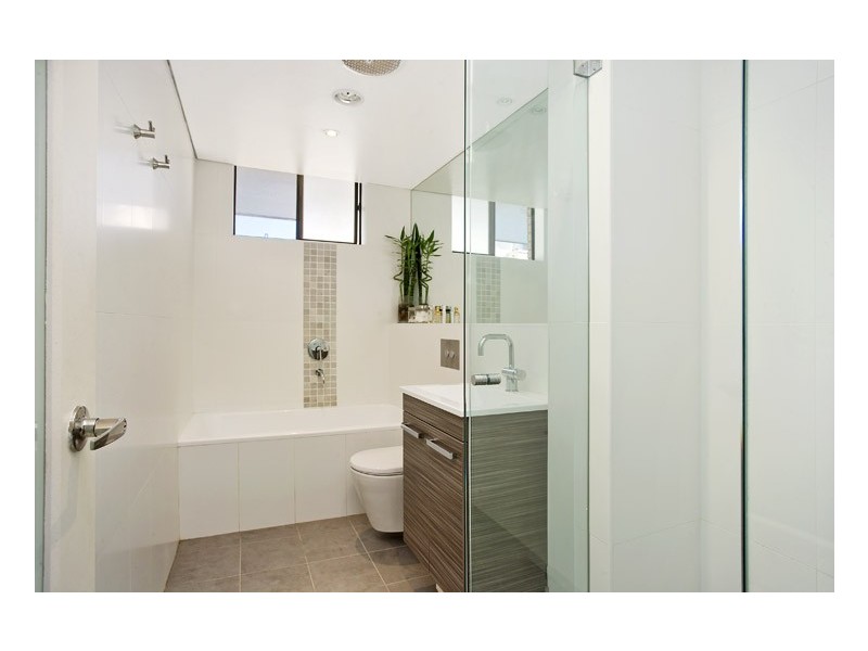 21/17-23 Wallis Parade, North Bondi NSW 2026