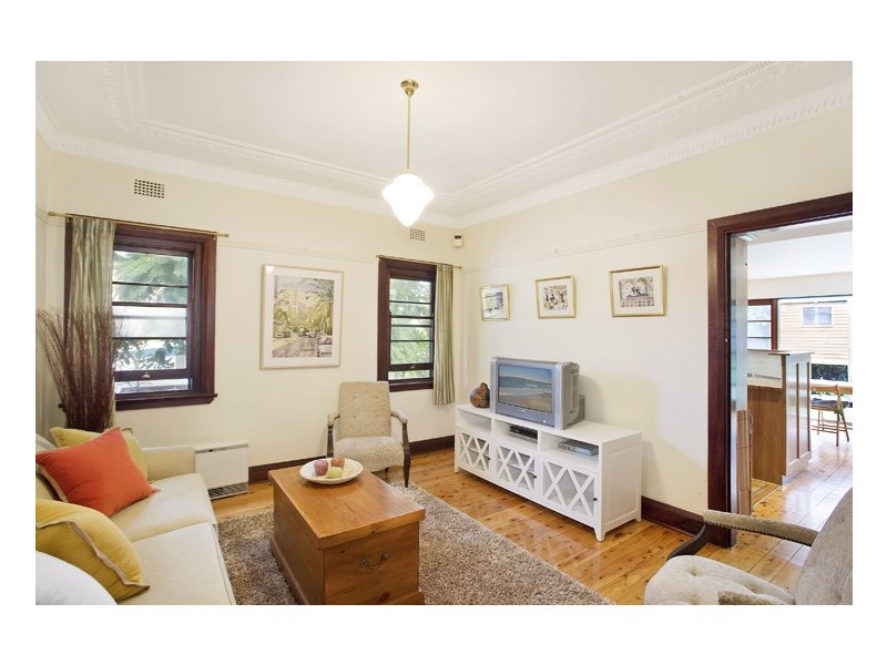 8 Lugar Brae Avenue, Bronte NSW 2024