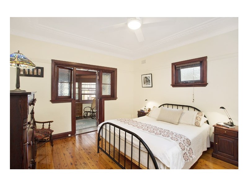 8 Lugar Brae Avenue, Bronte NSW 2024