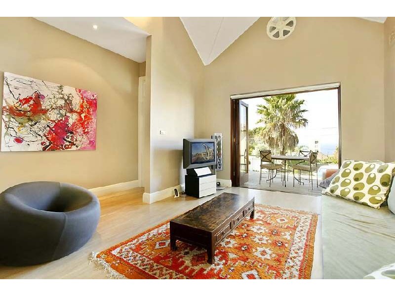 19 Rowland Avenue, Tamarama NSW 2026