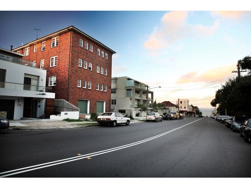 8/26 Fletcher Street, Tamarama NSW 2026