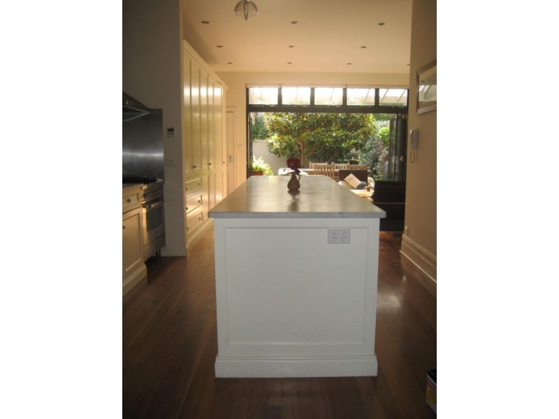 - Beach Street, Coogee NSW 2034