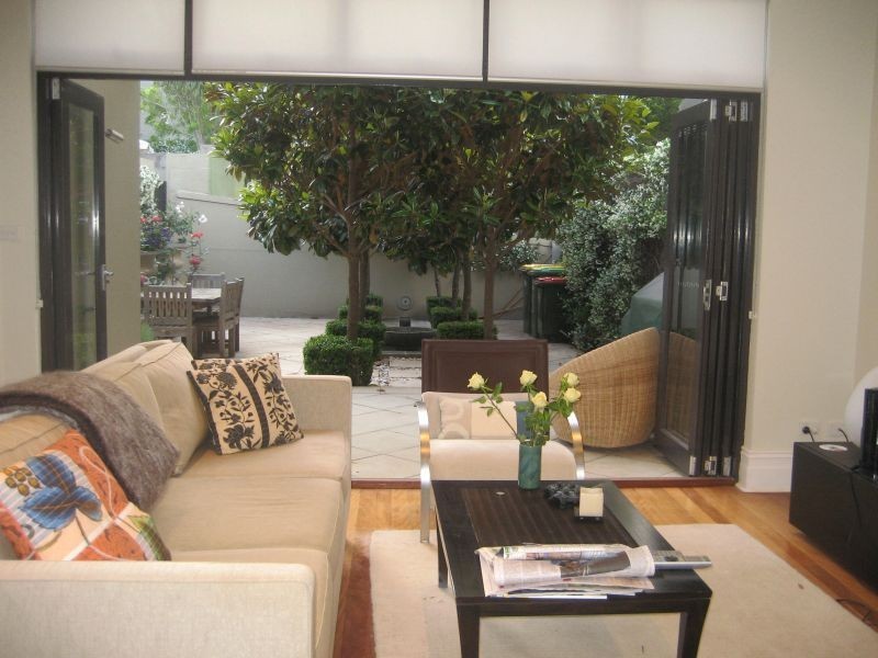 - Beach Street, Coogee NSW 2034