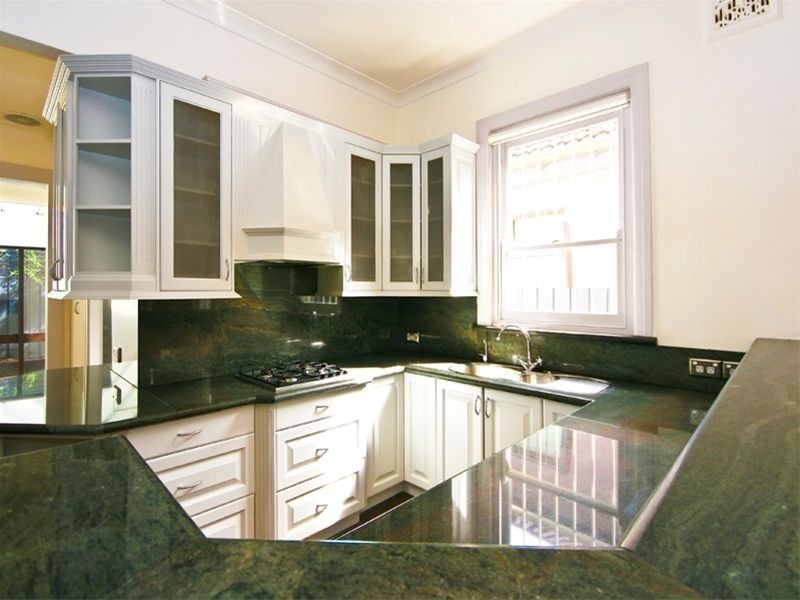 21 Rowland Avenue, Tamarama NSW 2026