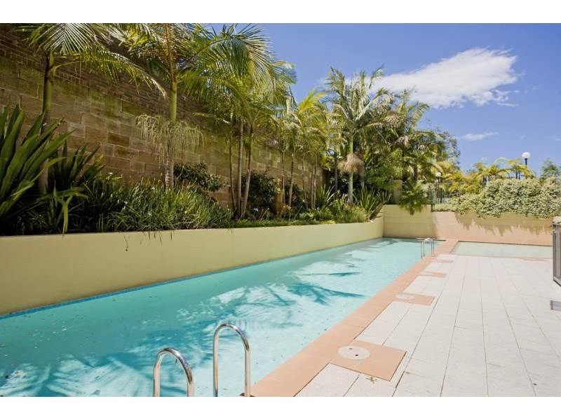 65/228 Moore Park Road, Paddington NSW 2021