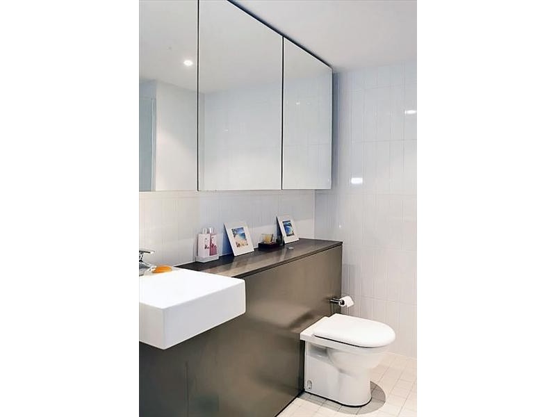 9/2 Levy Walk, Zetland NSW 2017