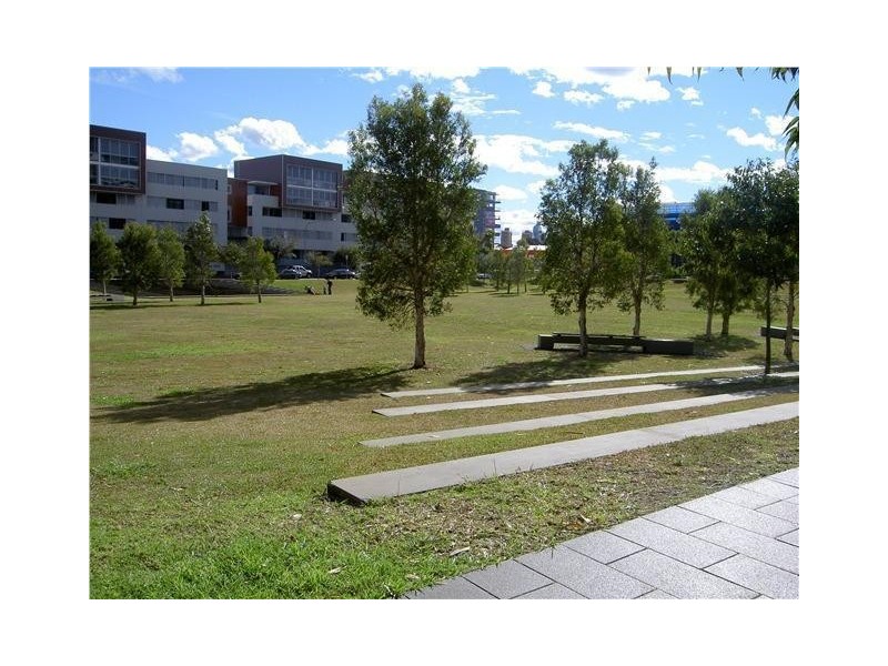 9/2 Levy Walk, Zetland NSW 2017