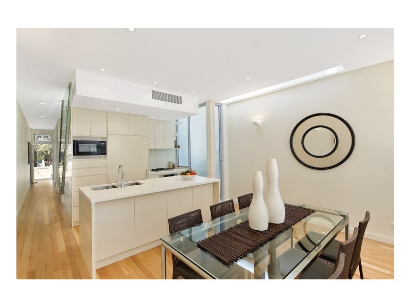 18 Cuthbert Street, Queens Park NSW 2022