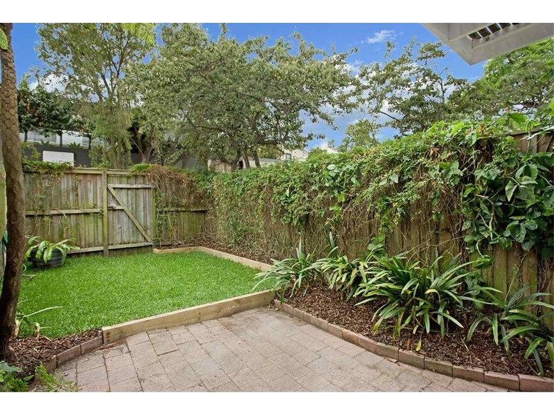 28 Ruthven Street, Bondi Junction NSW 2022