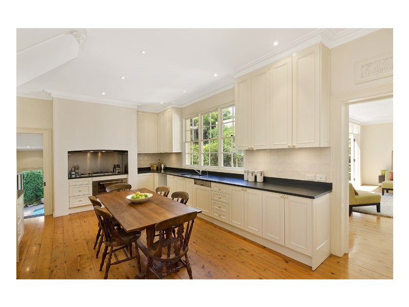 19 Trelawney Street, Woollahra NSW 2025
