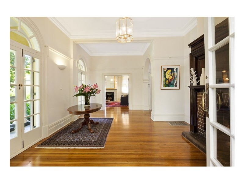 19 Trelawney Street, Woollahra NSW 2025