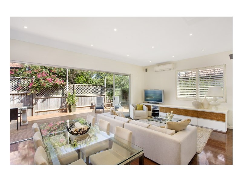 141 Ebley Street (cul-de-sac end), Bondi Junction NSW 2022