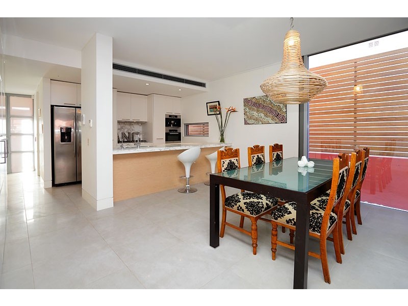 72 Mill Hill Road, Bondi Junction NSW 2022