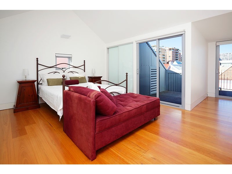 72 Mill Hill Road, Bondi Junction NSW 2022