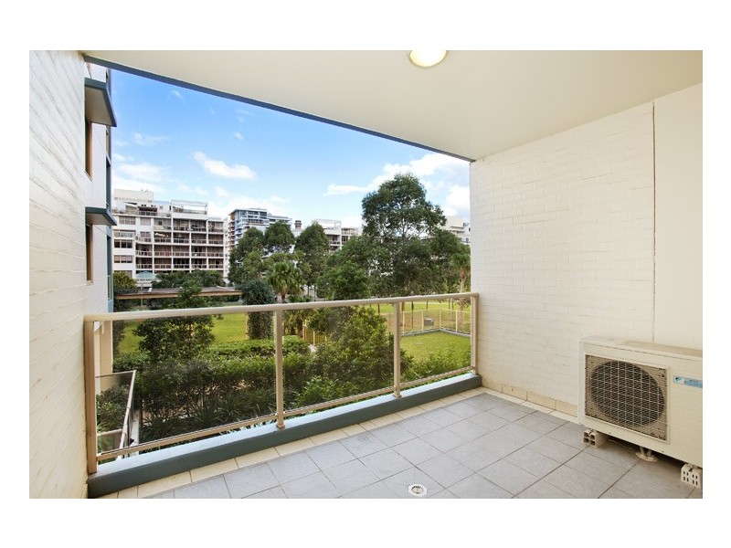 58/7  Broome Street (AKA 58/22 Crystal Street), Waterloo NSW 2017