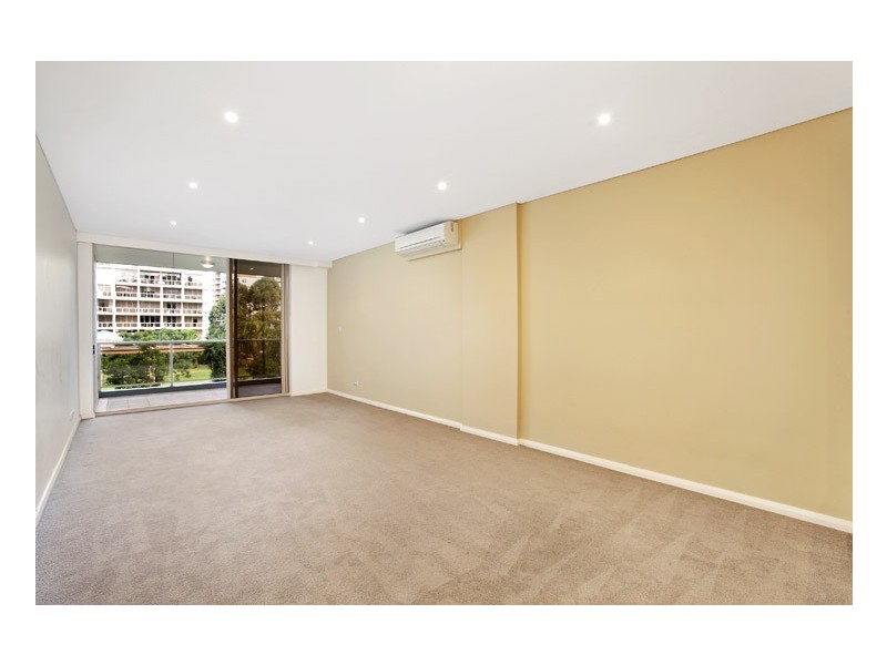 58/7  Broome Street (AKA 58/22 Crystal Street), Waterloo NSW 2017