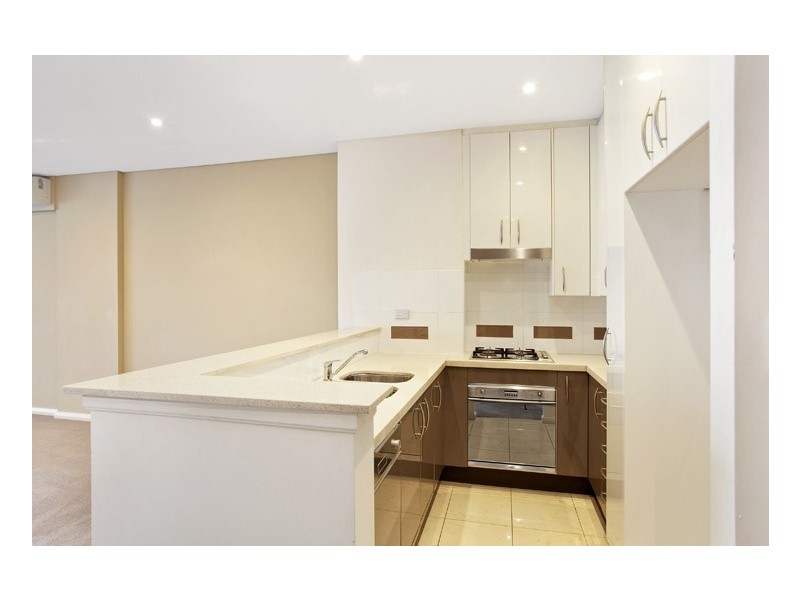 58/7  Broome Street (AKA 58/22 Crystal Street), Waterloo NSW 2017