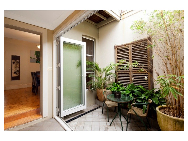 12 Mill Hill Road, Bondi Junction NSW 2022