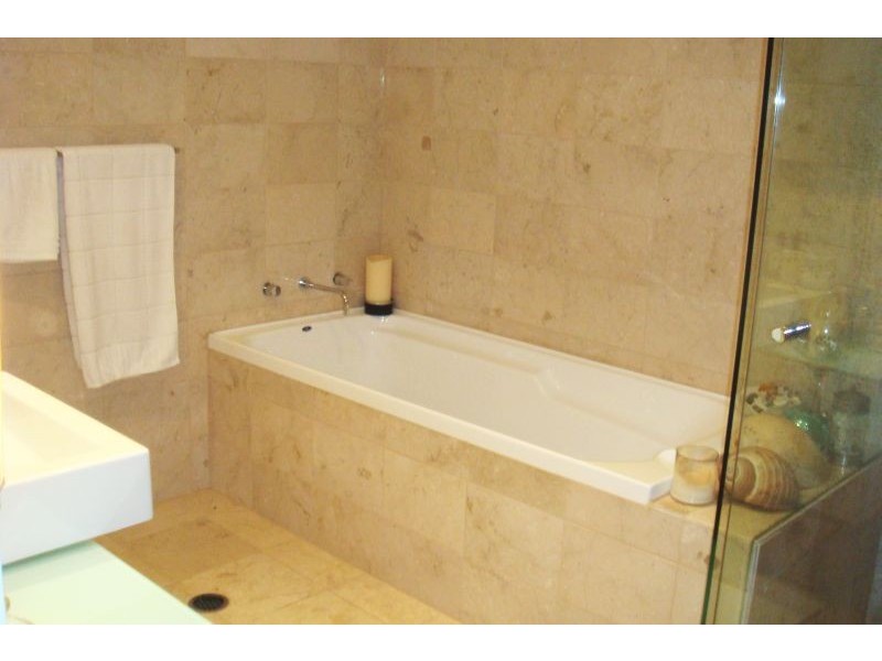 13/30  Fletcher Street, Tamarama NSW 2026