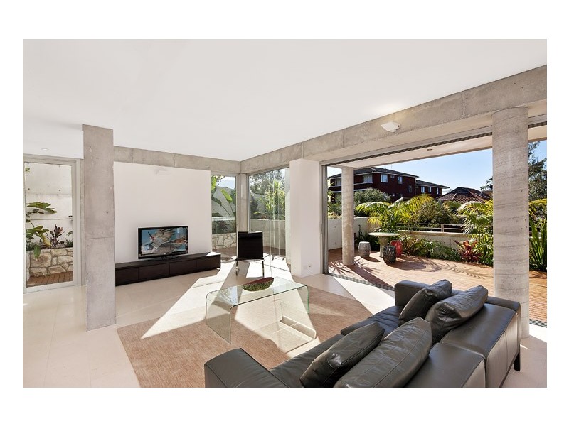 2/8 Francis Street, Bondi Beach NSW 2026