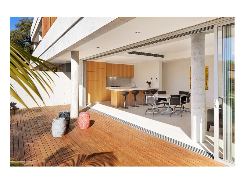 2/8 Francis Street, Bondi Beach NSW 2026