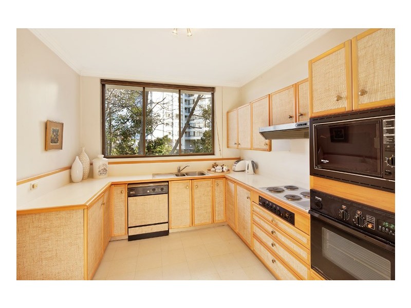 2/14 Eastbourne Road, Darling Point NSW 2027