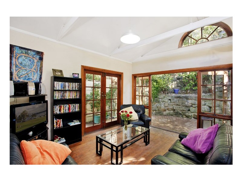 302 Edgecliff Road, Woollahra NSW 2025