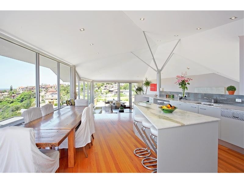 12 Wonderland Avenue, Tamarama NSW 2026