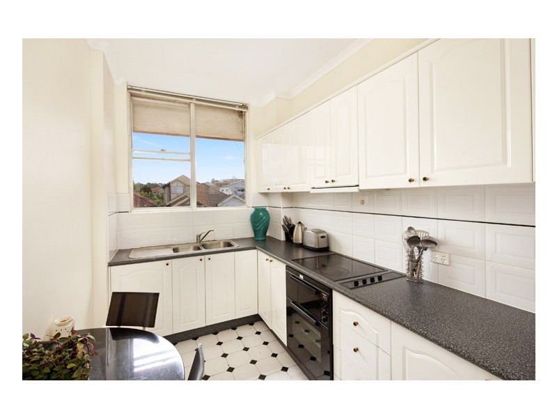 2/15 Denham Street, Bondi Beach NSW 2026